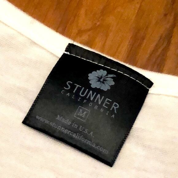 Stunner California White Long Sleeve Top with Golden Yin Yang Size Medium - Picture 7 of 7